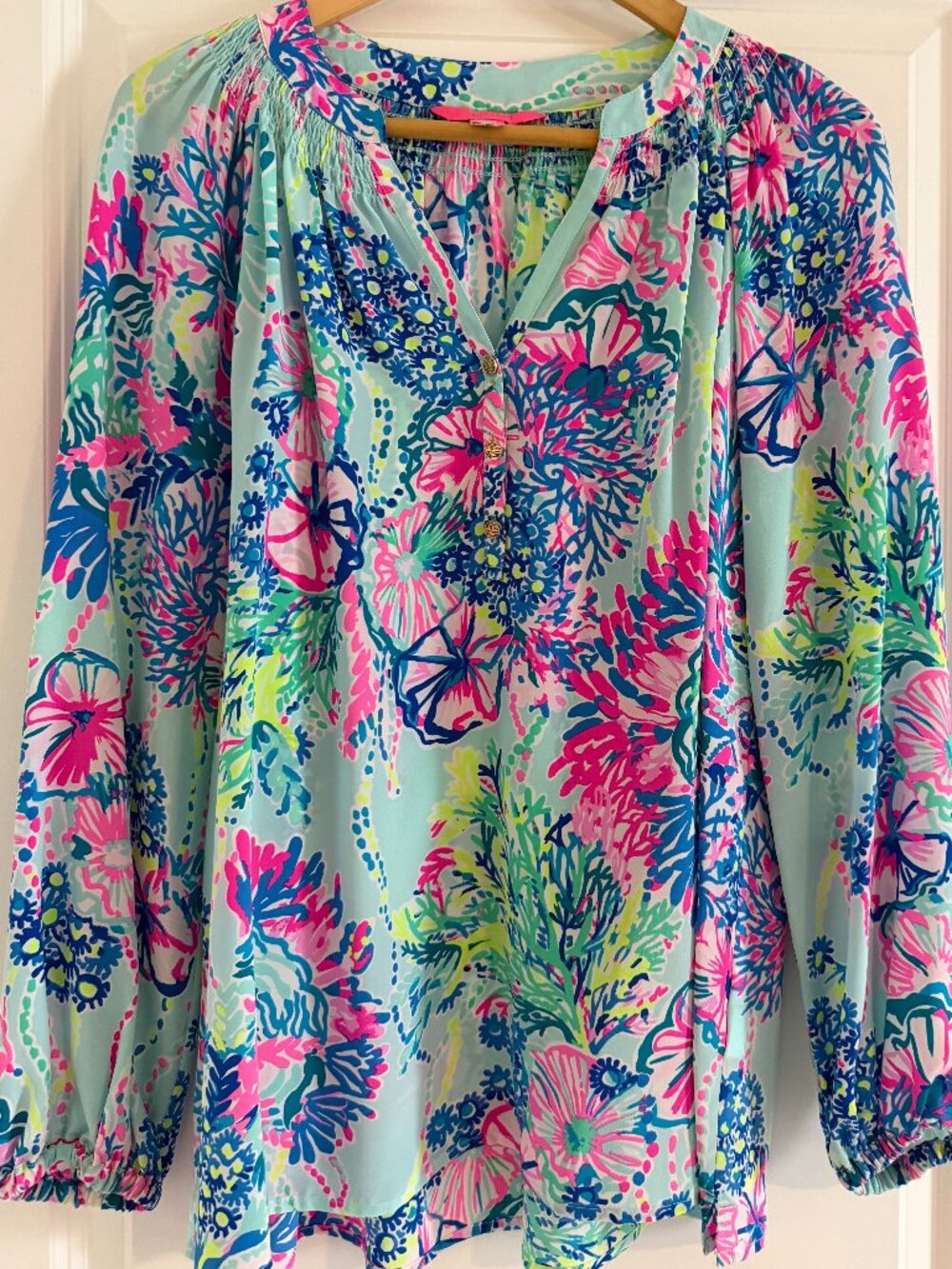 Lilly Pulitzer Elsa 100% Silk Top Size Medium